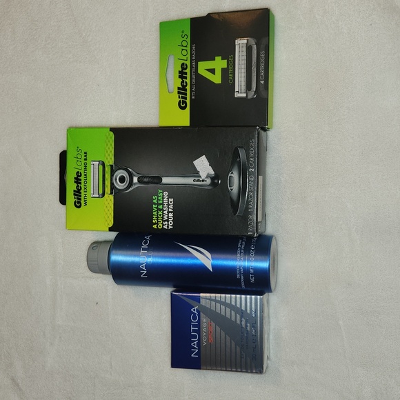 Gillette Other - Men's Nautica and Gillette Razor Bundle